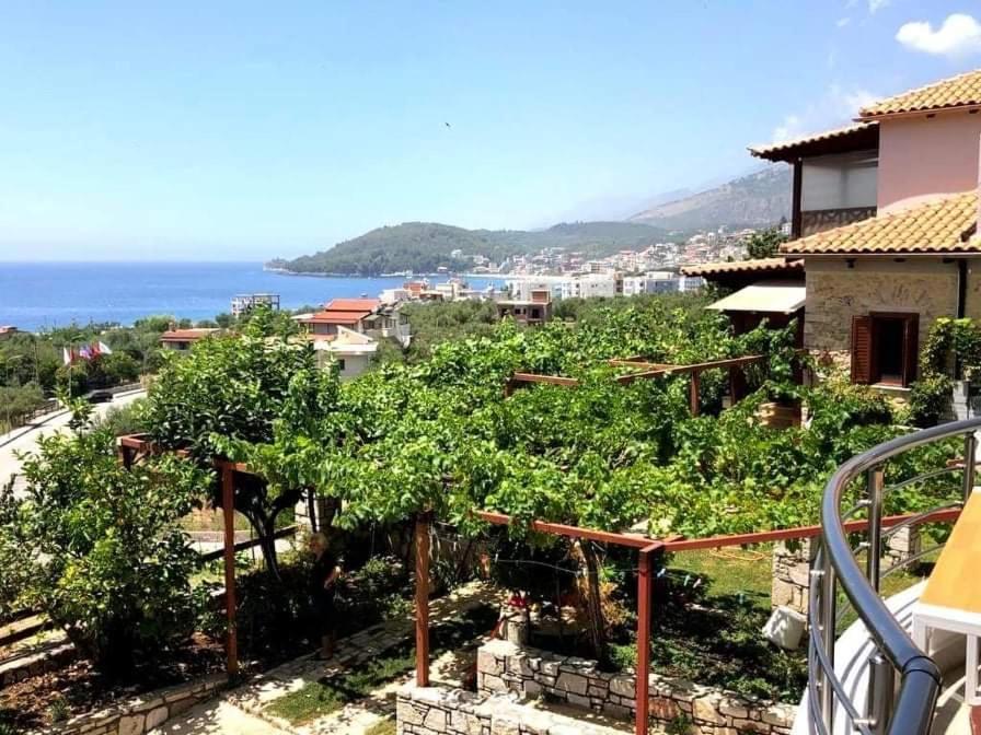 Spyridoula'S Guest House Himare Exterior foto