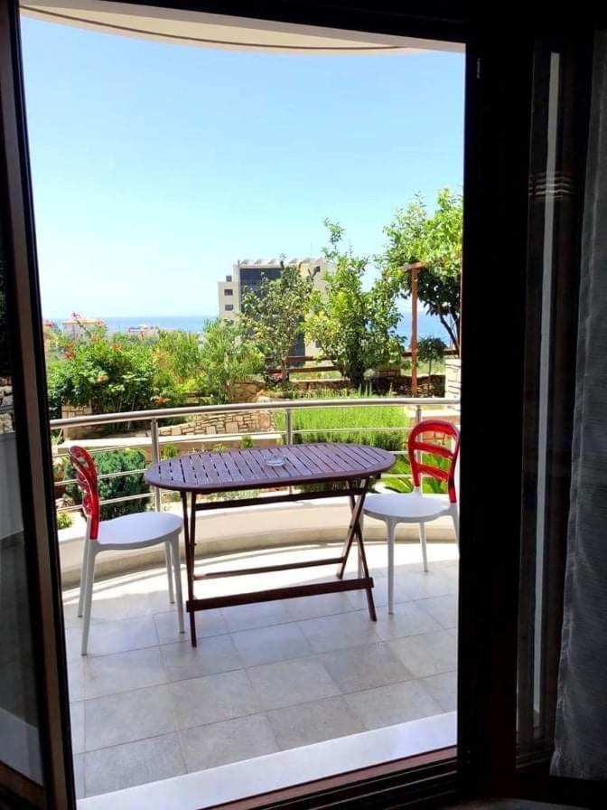 Spyridoula'S Guest House Himare Exterior foto